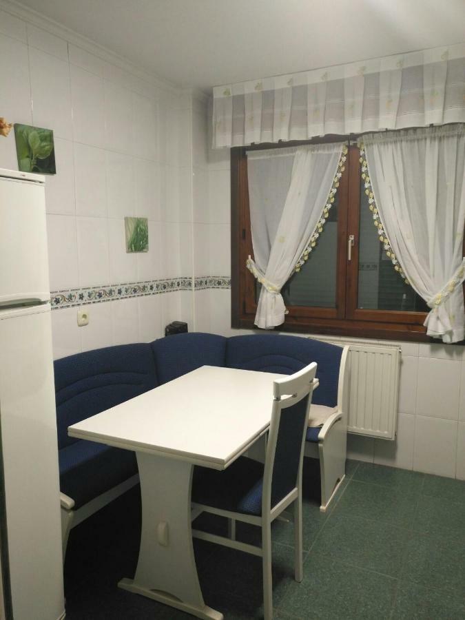 Piso Velazquez Apartment Хихон Екстериор снимка