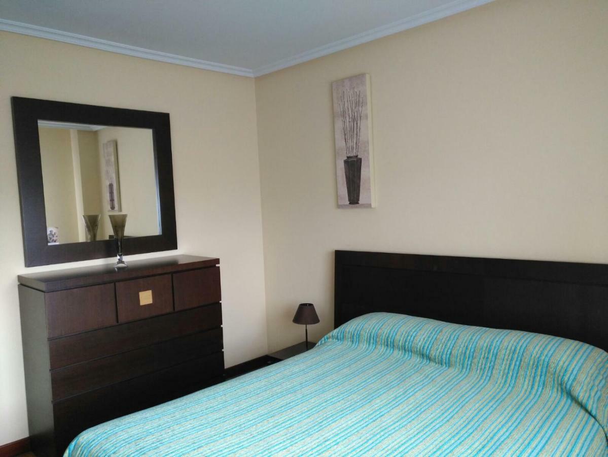 Piso Velazquez Apartment Хихон Екстериор снимка